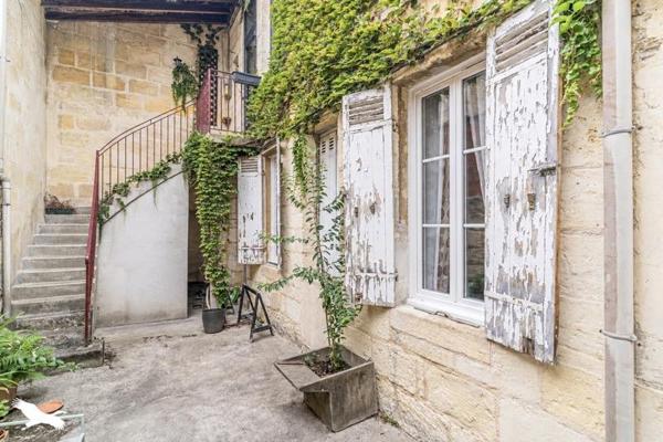 Appartement 340 000 € Bordeaux 4 p 70,4 m² DPE C