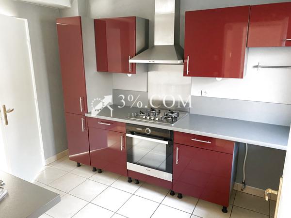 Maison
                                                                                                                                                                                                                                                                                                                        4 pièce(s)                                                                                                                                                                                                          3 chambre(s)                                                                                                                                                                                                          87  m²