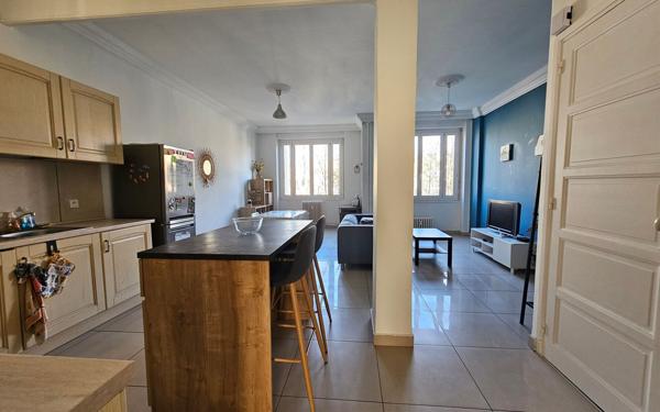 Appartement à vendre    3 pièces • 71,52 m2 Saint-Étienne