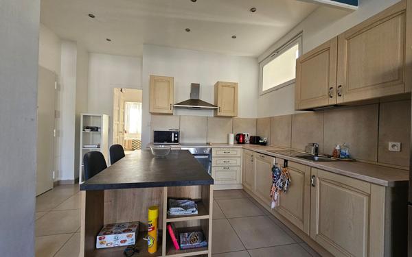 Appartement à vendre    3 pièces • 71,52 m2 Saint-Étienne