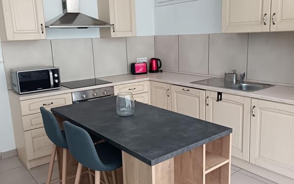 Appartement à vendre    3 pièces • 71,52 m2 Saint-Étienne