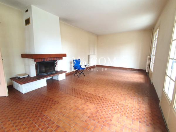 Maison 6 pièce(s) 4 chambre(s) 155 m²