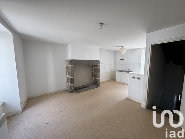 Immeuble à vendre 64 m² Mauriac