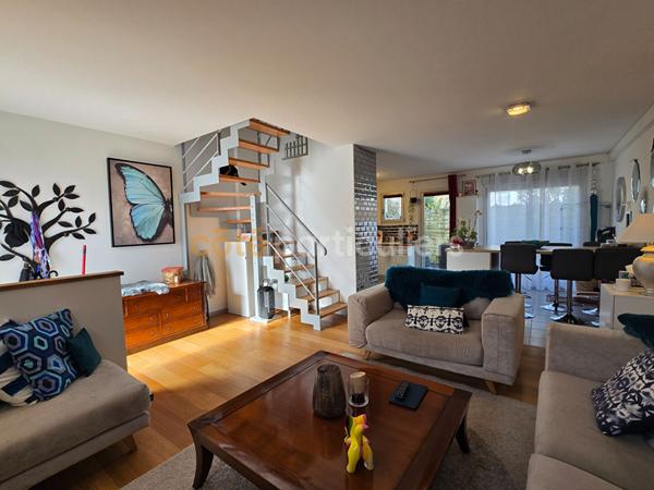 Vente Maison77 m² - 4 Pièces - AGEN (47000)