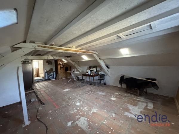 Ancienne logère (Ensemble immobilier)