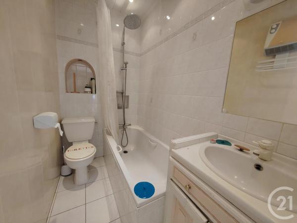 Maison à vendre  4 pièces - 81 m 2   VALENCE  - 26