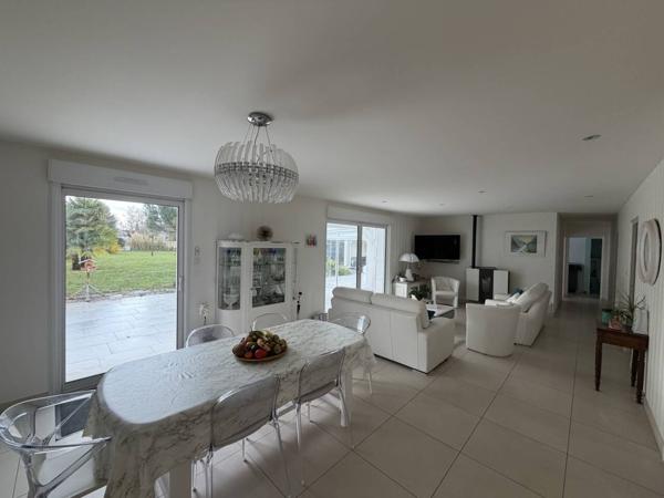 Maison à vendre 7 pièces de 178 m²