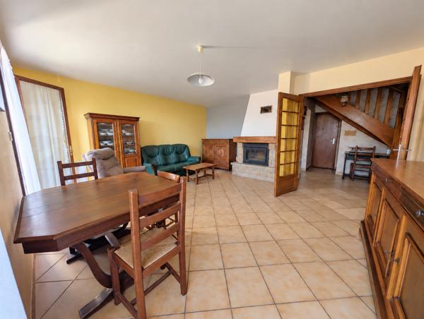 Maison
         3 pièces
        - 105 m² Exclusivité 310 000 € *