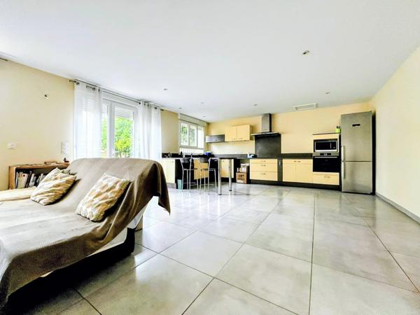 Vente                                                      Maison
                        
                     4 pièces                      150 m2                     à Bages