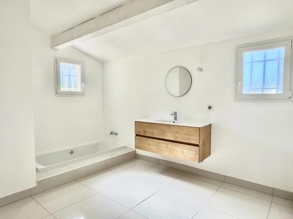 Villa de prestige HORIZON sur les hauteurs de CORNILLON CONFOUX (13)