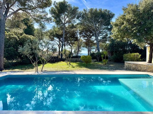 Villa de prestige HORIZON sur les hauteurs de CORNILLON CONFOUX (13)