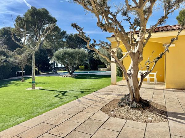 Villa de prestige HORIZON sur les hauteurs de CORNILLON CONFOUX (13)