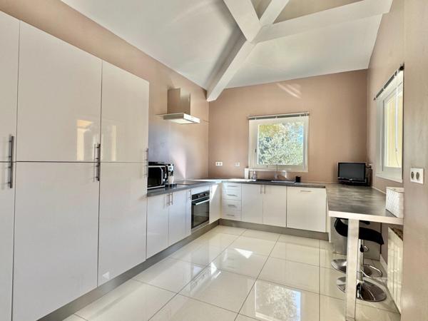 Villa de prestige HORIZON sur les hauteurs de CORNILLON CONFOUX (13)