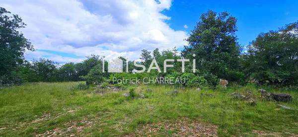 Terrain constructible - 1700 m² - CU ok