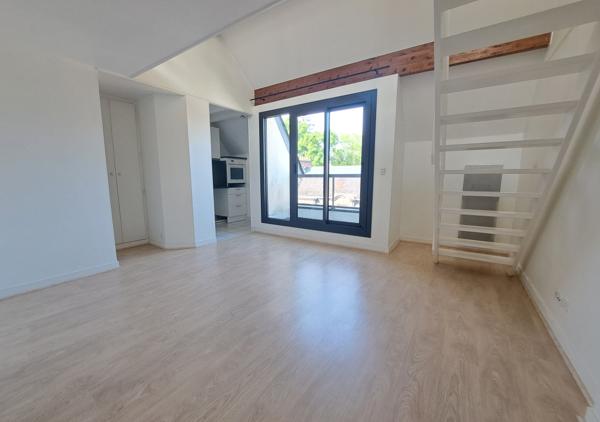 APPARTEMENT T2 DUPLEX / REF : 903