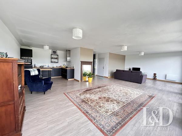 LANDERNEAU APPARTEMENT T4/5 DERNIER ETAGE