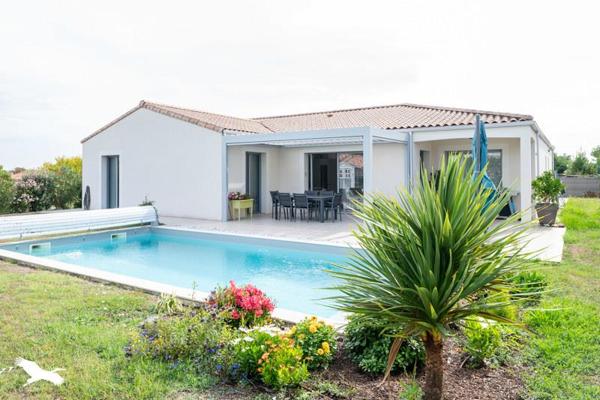 Maison 643 312 € Meschers-sur-Gironde 5 p 153 m² DPE A