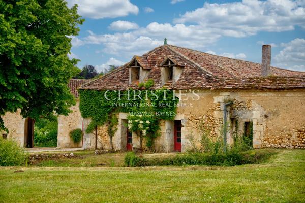 Un domaine de caractère au cœur de la Dordogne, entre Bergerac et Périgueux