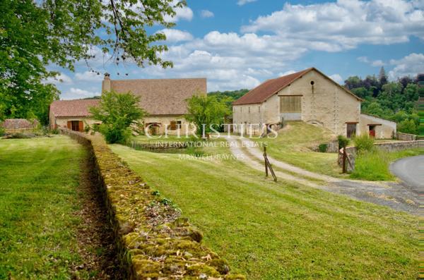 Un domaine de caractère au cœur de la Dordogne, entre Bergerac et Périgueux