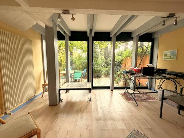 La Rochelle (17000) Grande maison familiale avec jardin à deux pas du centre ville et des parcs