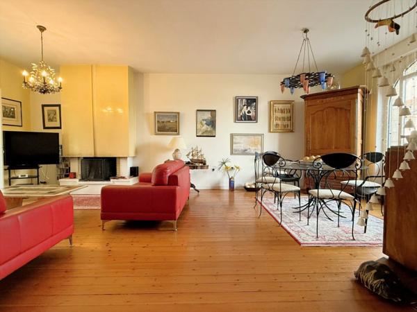 La Rochelle (17000) Grande maison familiale avec jardin à deux pas du centre ville et des parcs