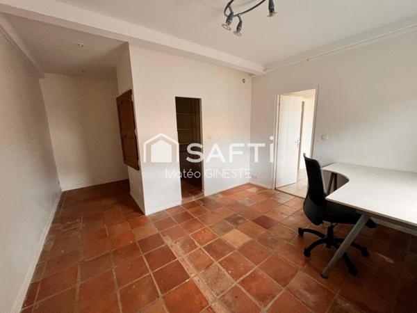 Maison spacieuse au cœur d’un secteur résidentiel