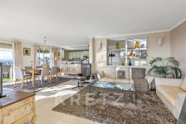 Magnifique appartement 3 pièces – Vue mer panoramique & terrasse de 70 m² comme un jardin privé