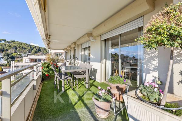 Magnifique appartement 3 pièces – Vue mer panoramique & terrasse de 70 m² comme un jardin privé