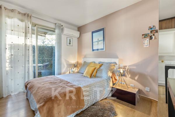 Magnifique appartement 3 pièces – Vue mer panoramique & terrasse de 70 m² comme un jardin privé