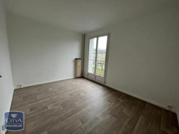 Appartement à louer 3 pièces 65.19m² Tours (37200)