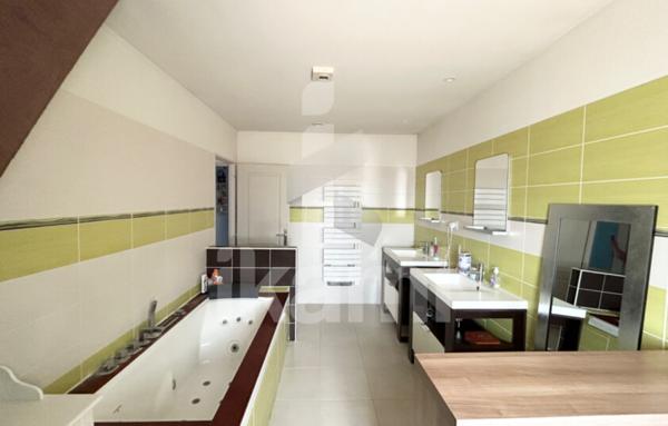 Maison de 176 m²