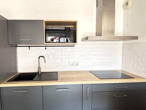 Très beau T3 en duplex  et balcon+ 1 parking sous sol + 1 parking aérien