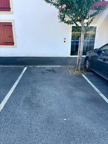 Très beau T3 en duplex  et balcon+ 1 parking sous sol + 1 parking aérien