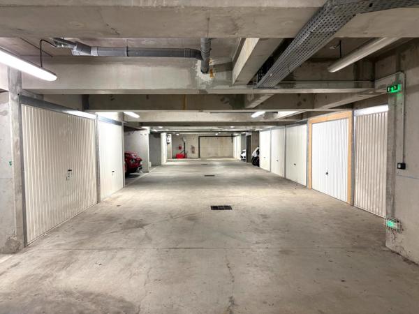 Très beau T3 en duplex  et balcon+ 1 parking sous sol + 1 parking aérien