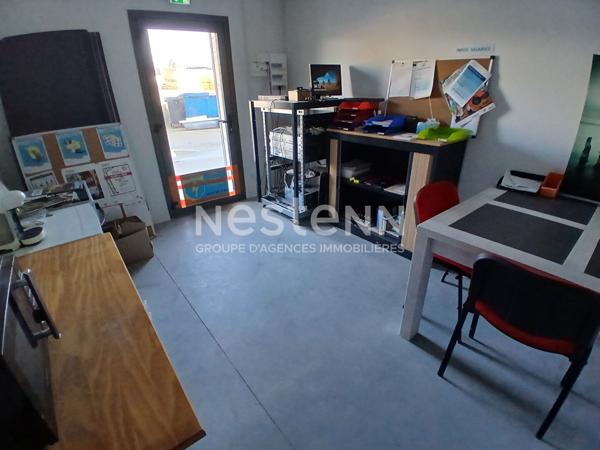 A LOUER local d'activité de 230 m2 proche VANNES