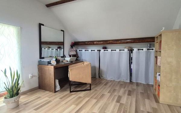 Maison à vendre    4 pièces • 103 m2 Montceau-les-Mines