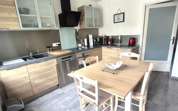 Maison à vendre    4 pièces • 103 m2 Montceau-les-Mines