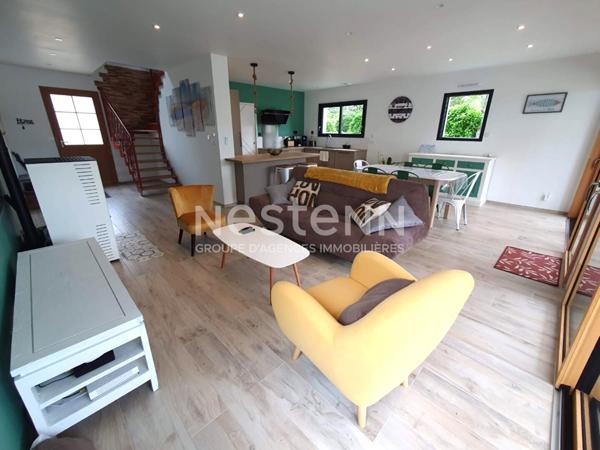 Maison contemporaine  avec piscine proximité mer