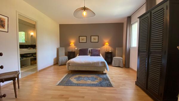 A vendre à Carnac - maison familiale avec piscine - 250 m²