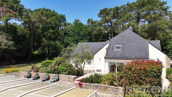 A vendre à Carnac - maison familiale avec piscine - 250 m²