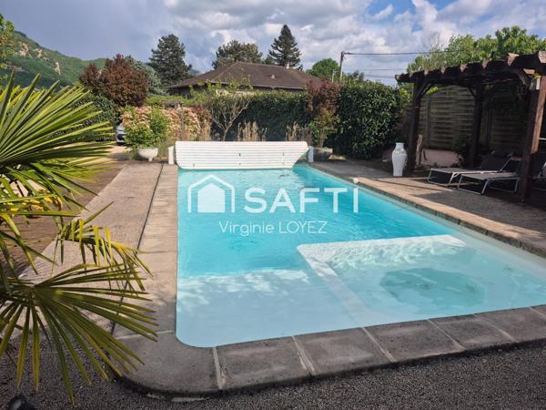 Propriété de 270 m2 avec fort potentiel.