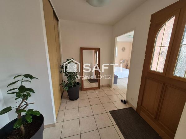 Propriété de 270 m2 avec fort potentiel.