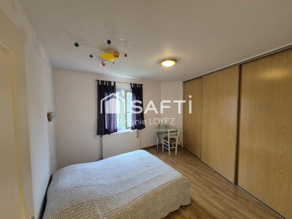 Propriété de 270 m2 avec fort potentiel.