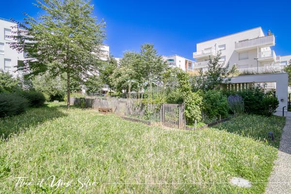 Appartement
         4 pièces
        - 77 m² Exclusivité 239 900 € *