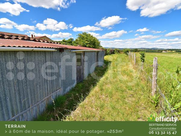 Maison
         5 pièces
        - 87 m² Exclusivité 113 000 € *