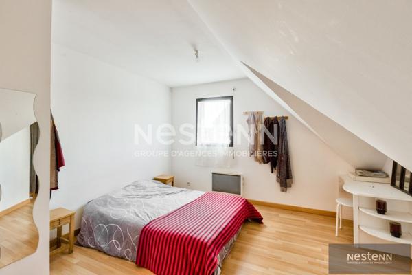 À vendre ! QUESSOY - Vivable de plain-pied - 4 chambres - grands espaces.