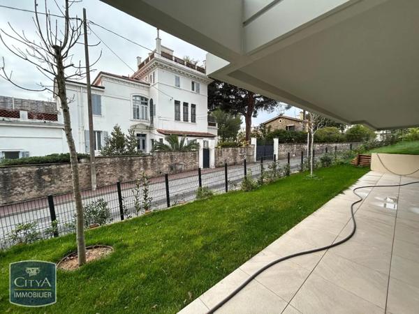 Appartement à louer 3 pièces 79m²