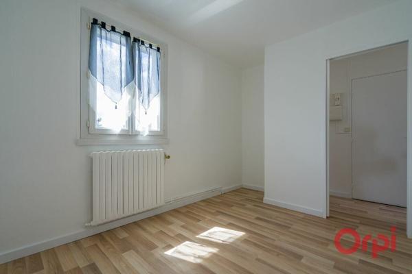 Appartement à louer  2 pièces •  Épinay-sur-Orge