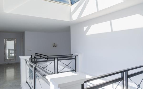 Maison à vendre    5 pièces •  Antibes