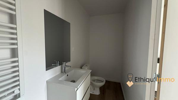 Bar-sur-Aube centre – T1 au calme sur cour – 28 m² – 380 € CC